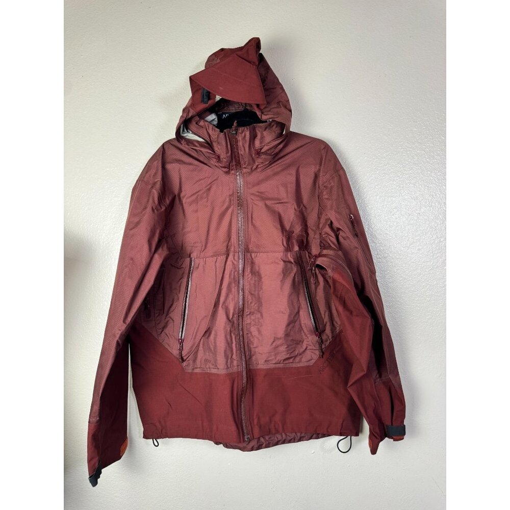 Vintage ArcTeryx Men Gore-Tex Waterproof Hooded Jacket sz XXL Zip Burgundy 2001?